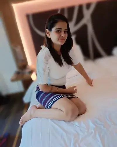 Escort Service In Sakoli